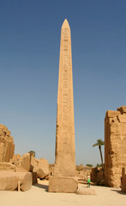 http://radicalart.info/kinetics/gravity/Stand/obelisk/obelisks-ancient/15thCBC-Hatshepsut-Karnak-m.jpg